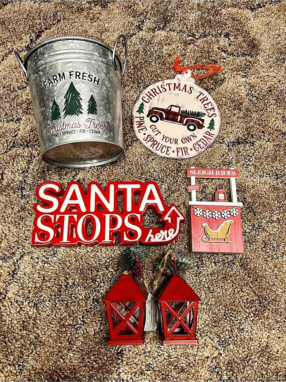 Christmas Holiday Decor Set